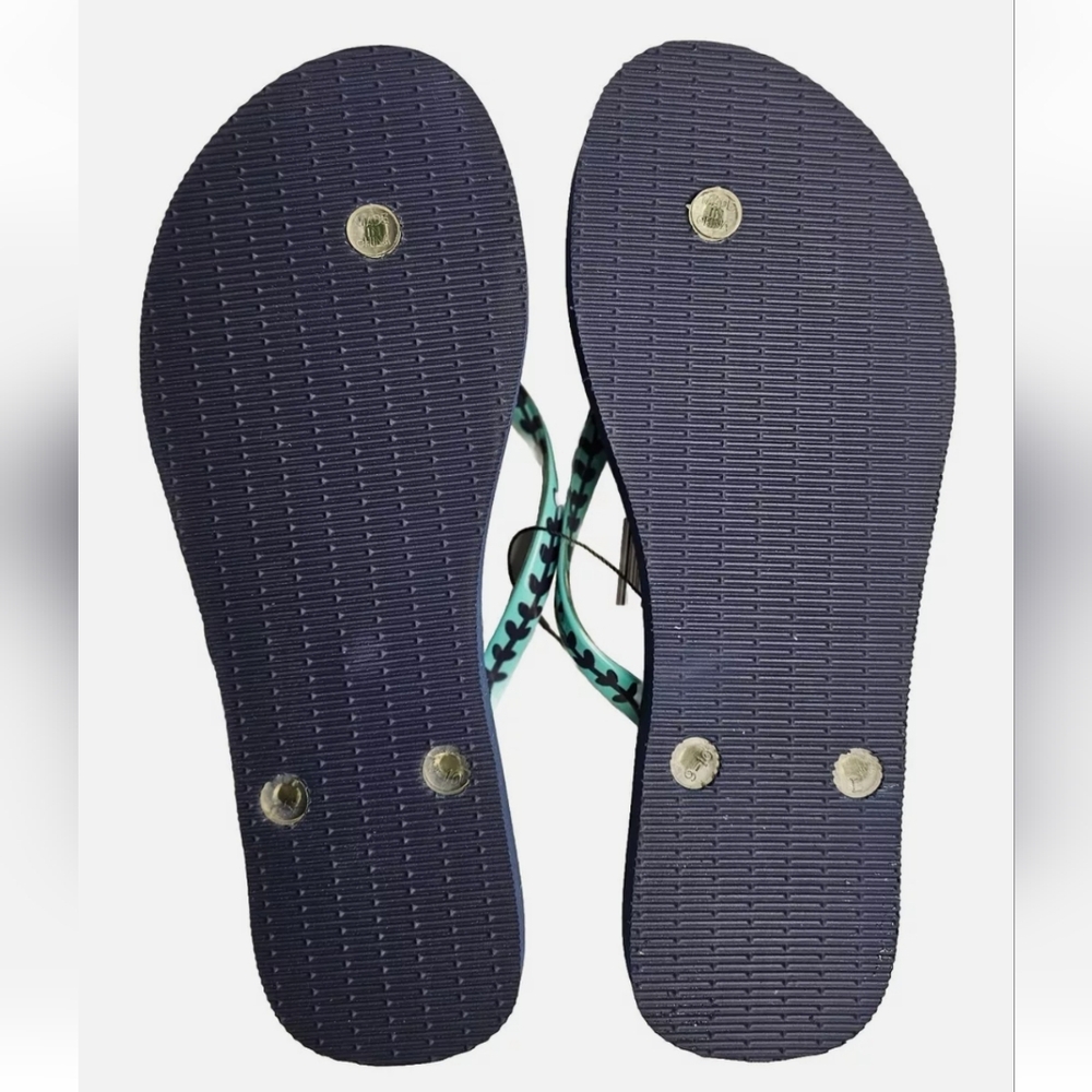 NWT Women's Vera Bradley Blue Island Medallion Flip-flops - Picture 9 of 10